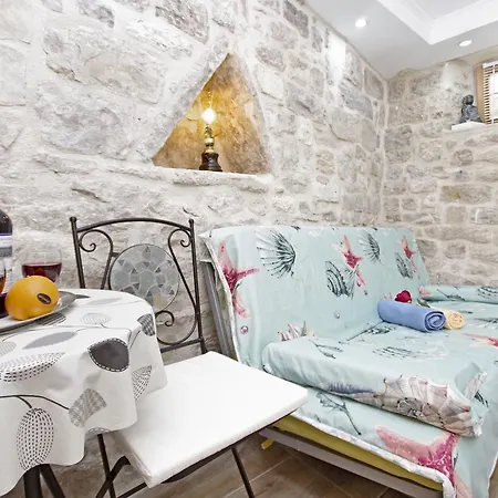 Studio Sommy Apartment Split