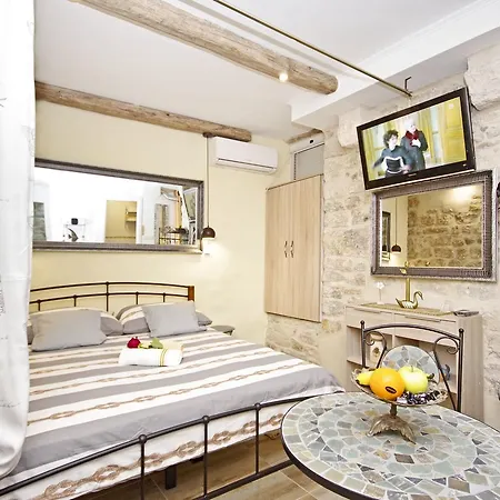 Studio Sommy Apartment